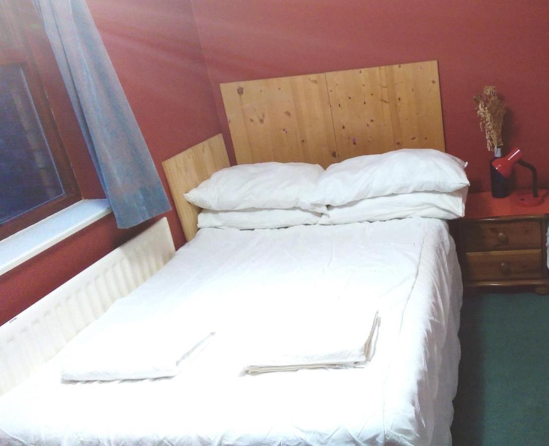 מילטון קינס Oldbrook Accommodation מראה חיצוני תמונה